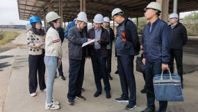  張鐵強(qiáng)在皋蘭公司、生資公司開(kāi)展節(jié)前安全檢查